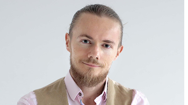 Dr. Lukas Lassmann
